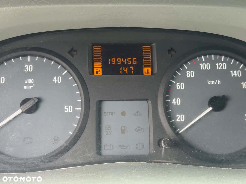 Opel Vivaro 2.0cdti z Niemiec Hak - 7