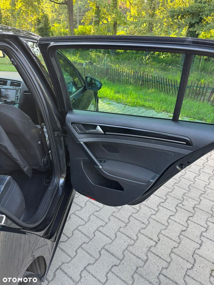 Volkswagen Golf 1.4 TSI Plug-In-Hybrid GTE - 25