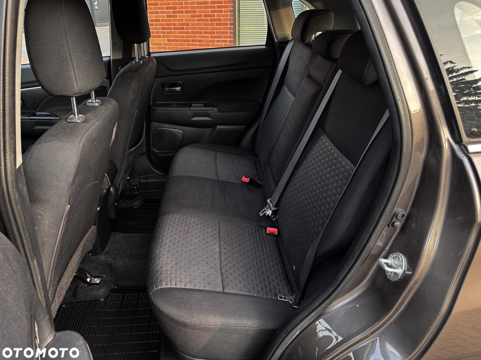 Mitsubishi ASX - 21