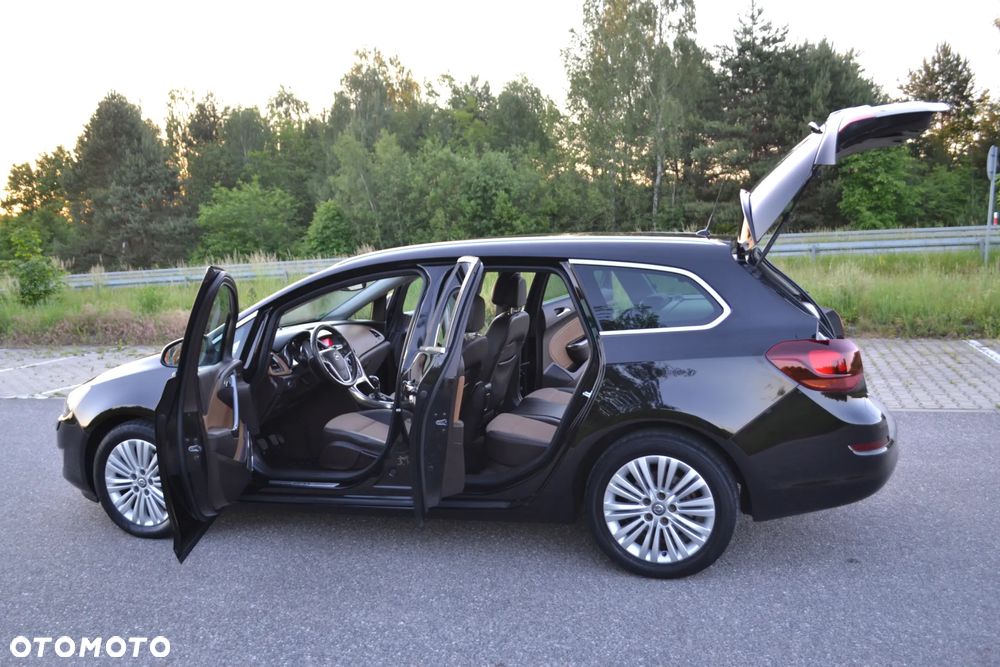 Opel Astra - 32
