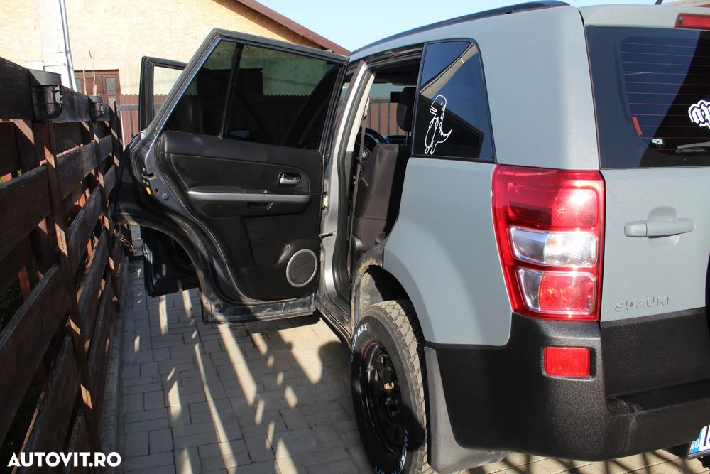 Suzuki Vitara - 9