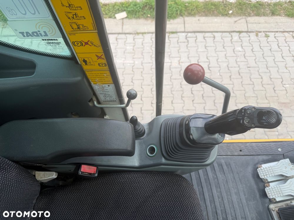 Liebherr A 918 Compact - 31