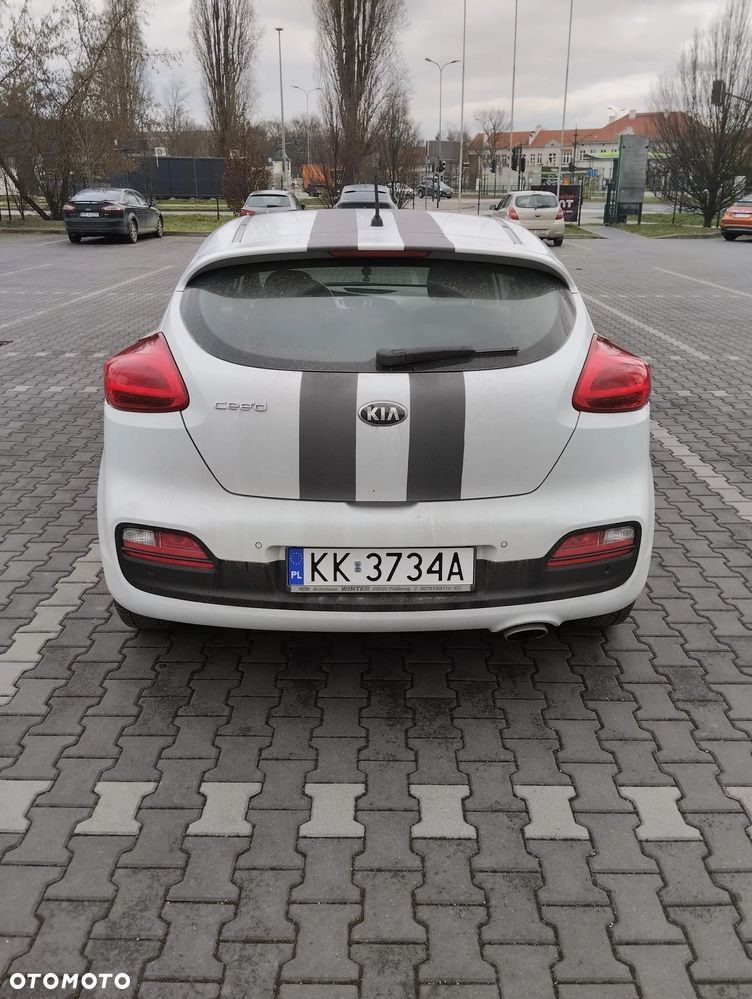 Kia Ceed 1.6 GDI L - 5