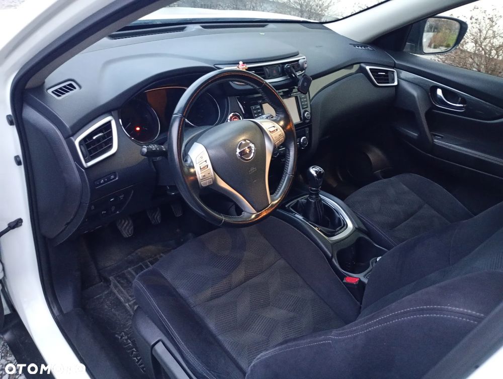 Nissan X-Trail 1.6 DCi N-Connecta 4WD - 7