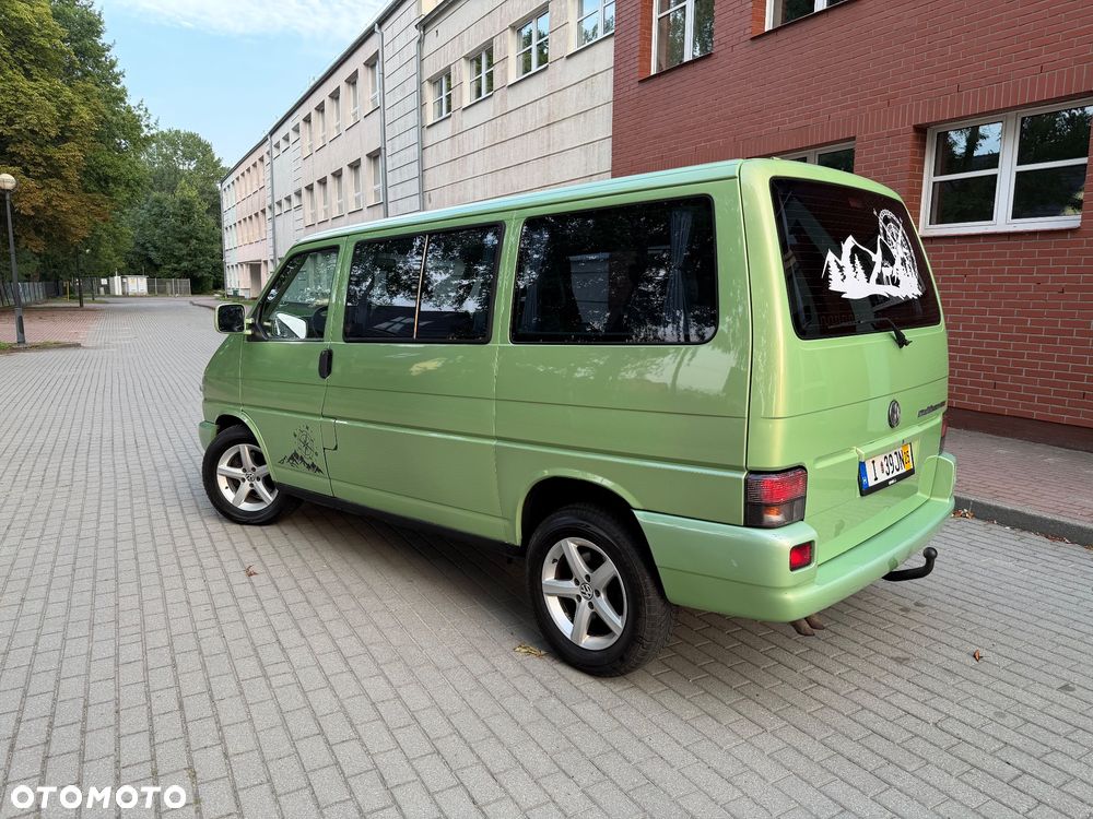 Volkswagen Multivan - 17