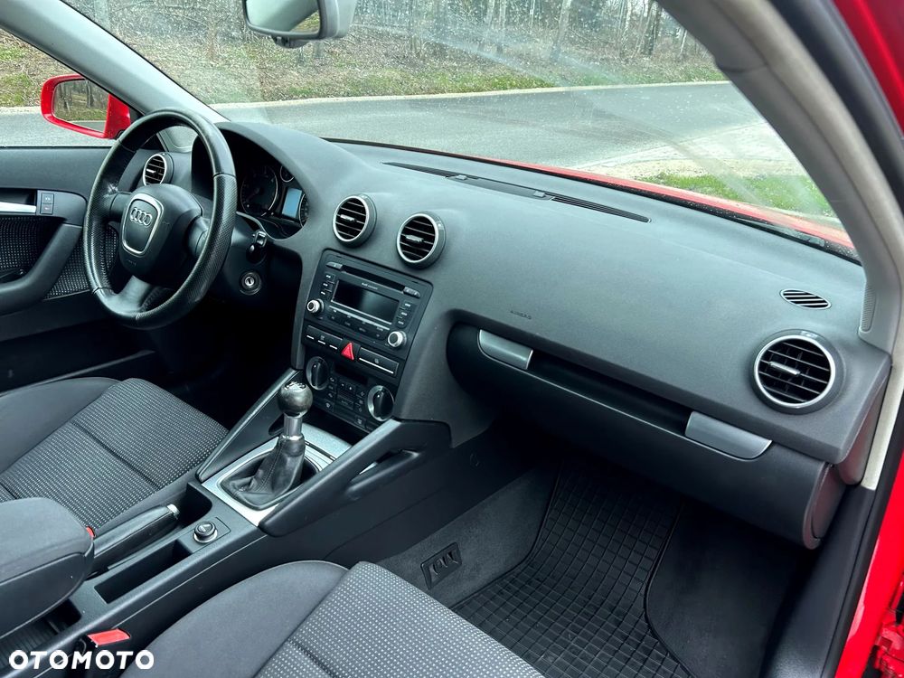 Audi A3 Sportback 1.9 TDI DPF Attraction - 5