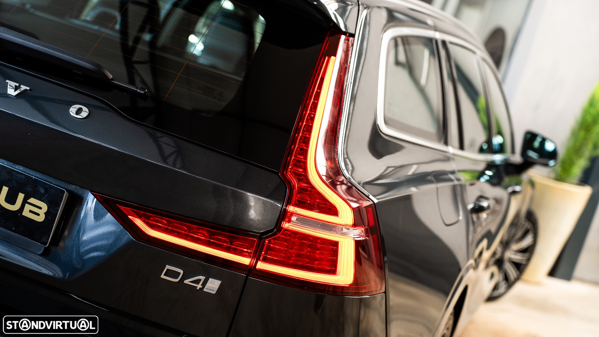 Volvo V60 2.0 D4 Inscription Geartronic - 11