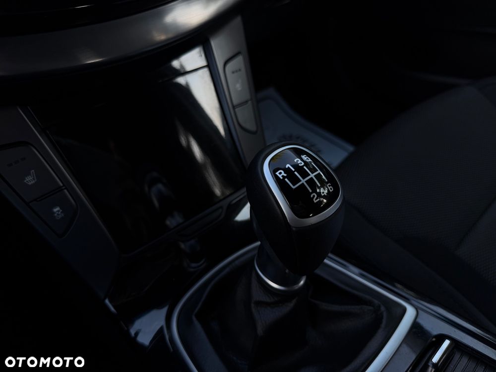 Hyundai i40 i40cw 1.6 Fifa World Cup Edition - 35