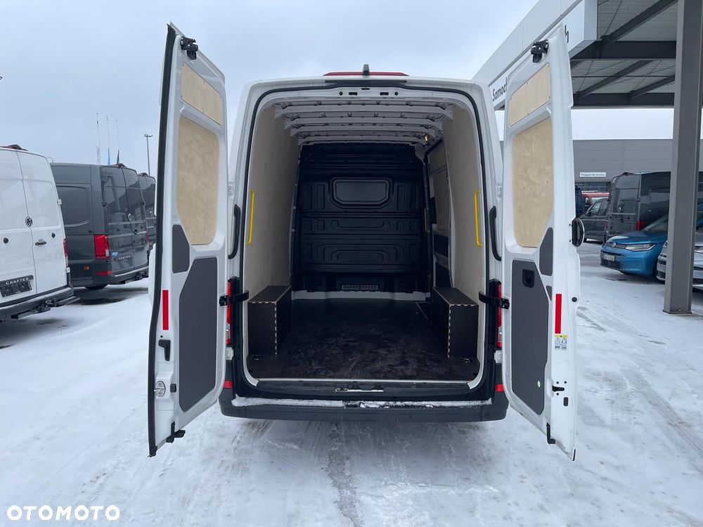 Volkswagen Crafter - 12
