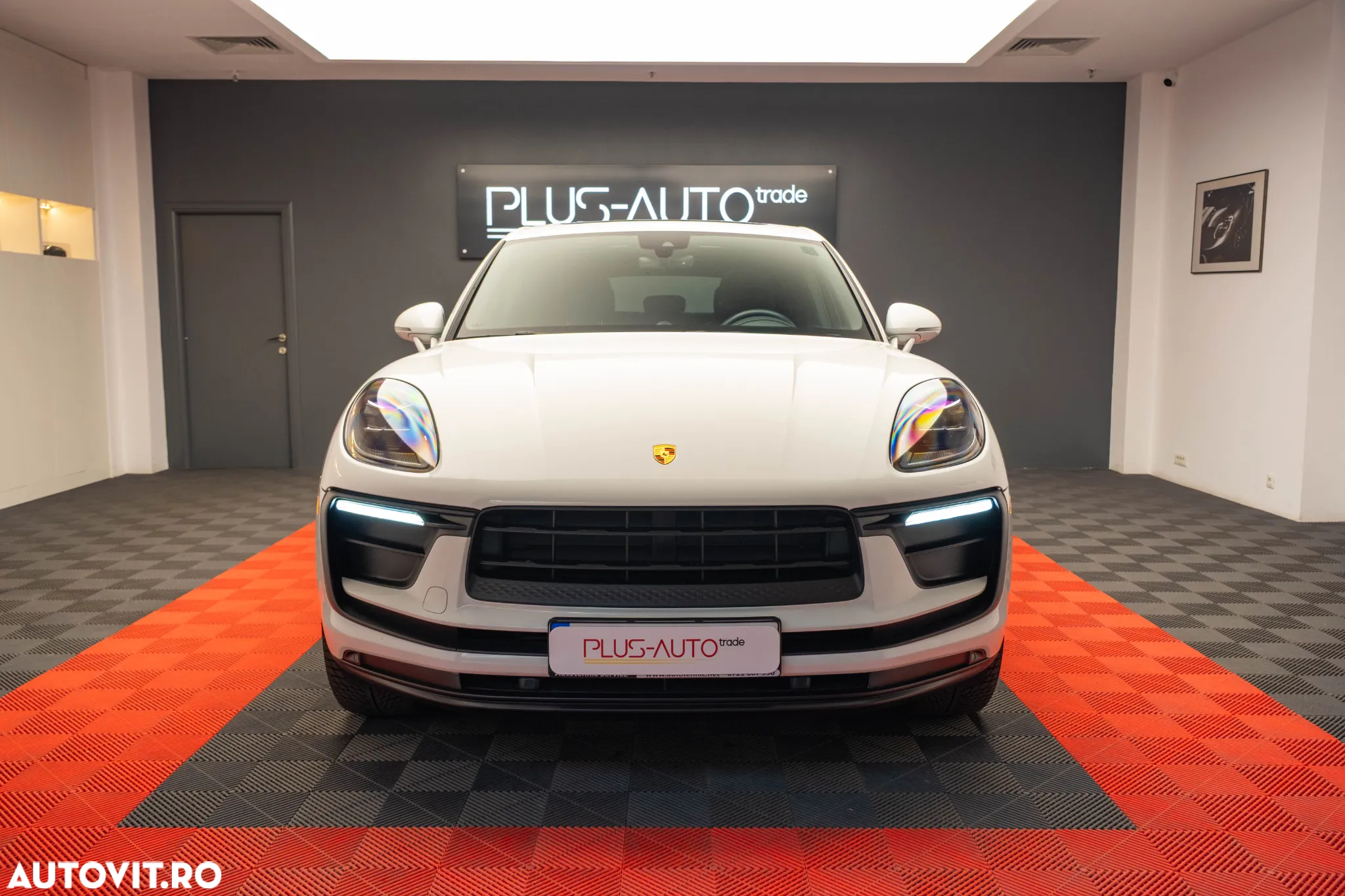 Porsche Macan - 3