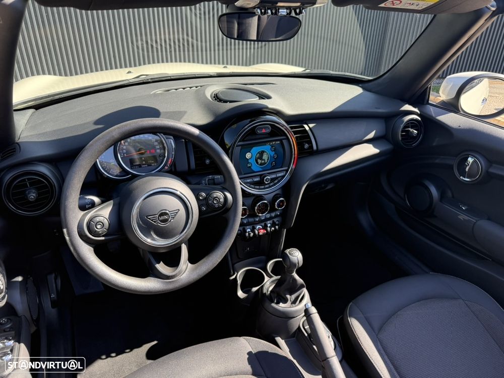 MINI Cabrio - 12