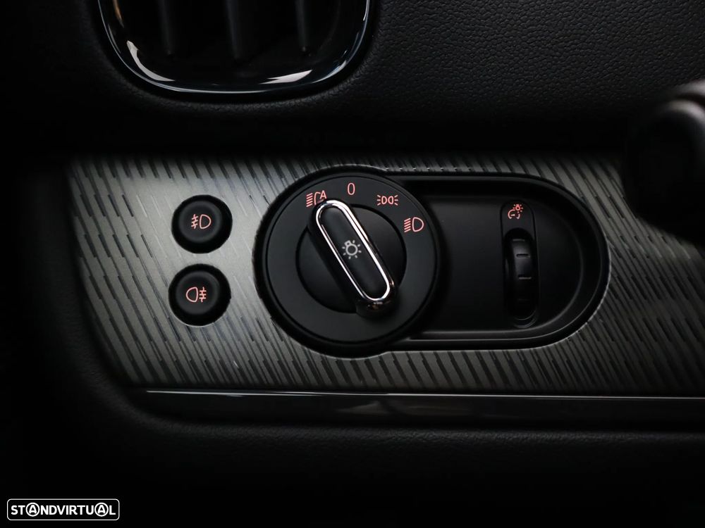 MINI Countryman Cooper SE ALL4 Northwood Edition Auto - 32