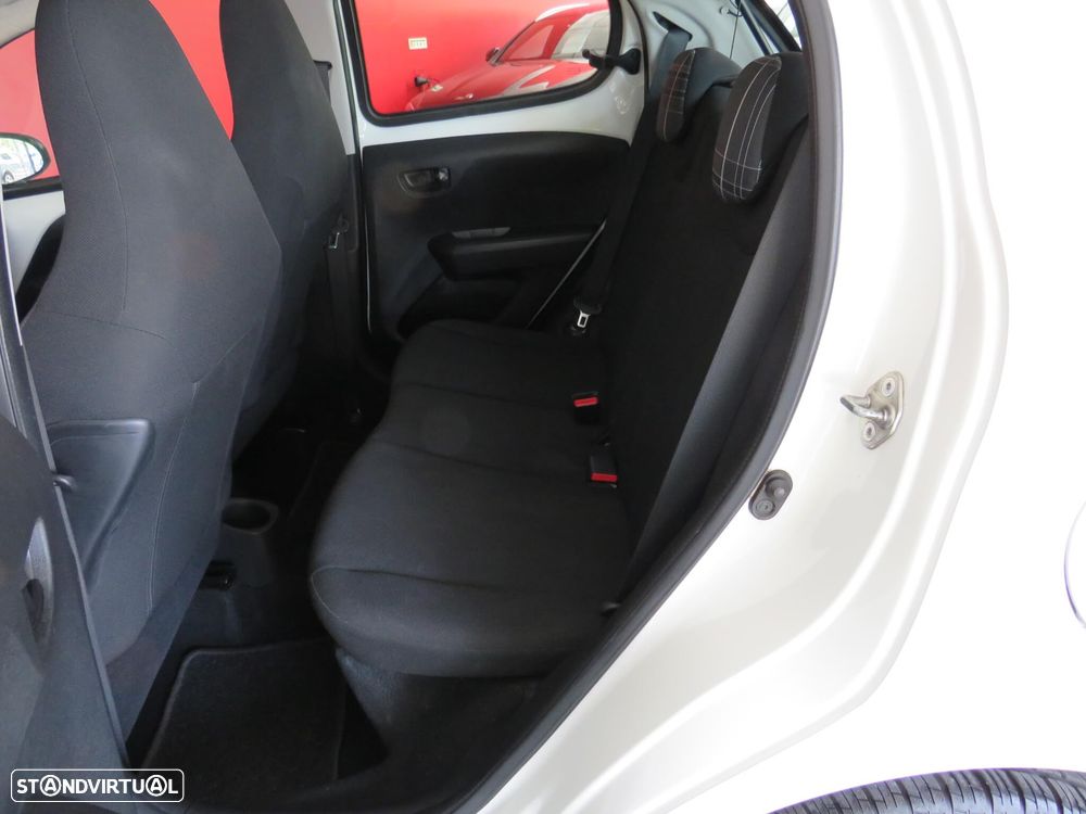 Peugeot 108 1.0 VTi Active - 13