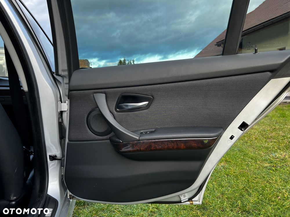 BMW Seria 3 - 13