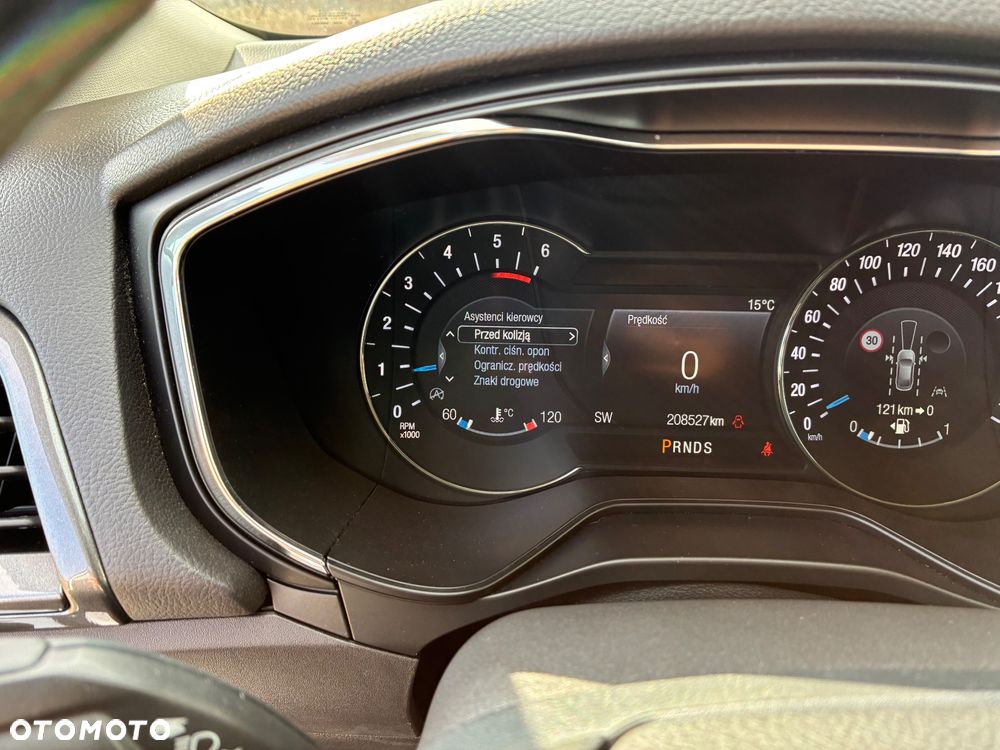 Ford Mondeo 2.0 EcoBlue Titanium - 23