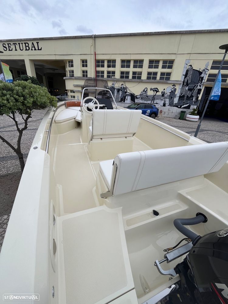 Invictus Yachts CAPOFORTE FX 190 - 17