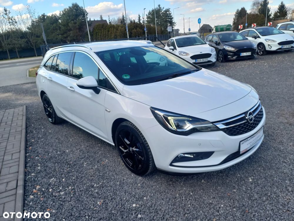 Opel Astra 1.6 CDTI Dynamic S&S - 9