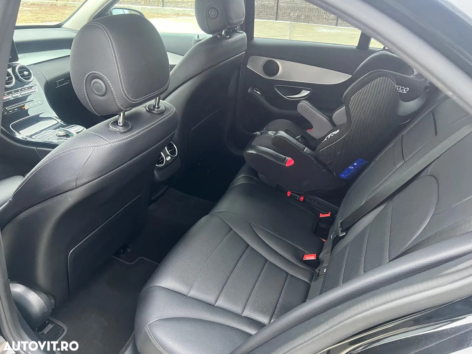 Mercedes-Benz C 220 d 4Matic 9G-TRONIC - 10