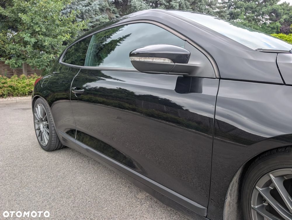 Volkswagen Scirocco 2.0 TSI - 16