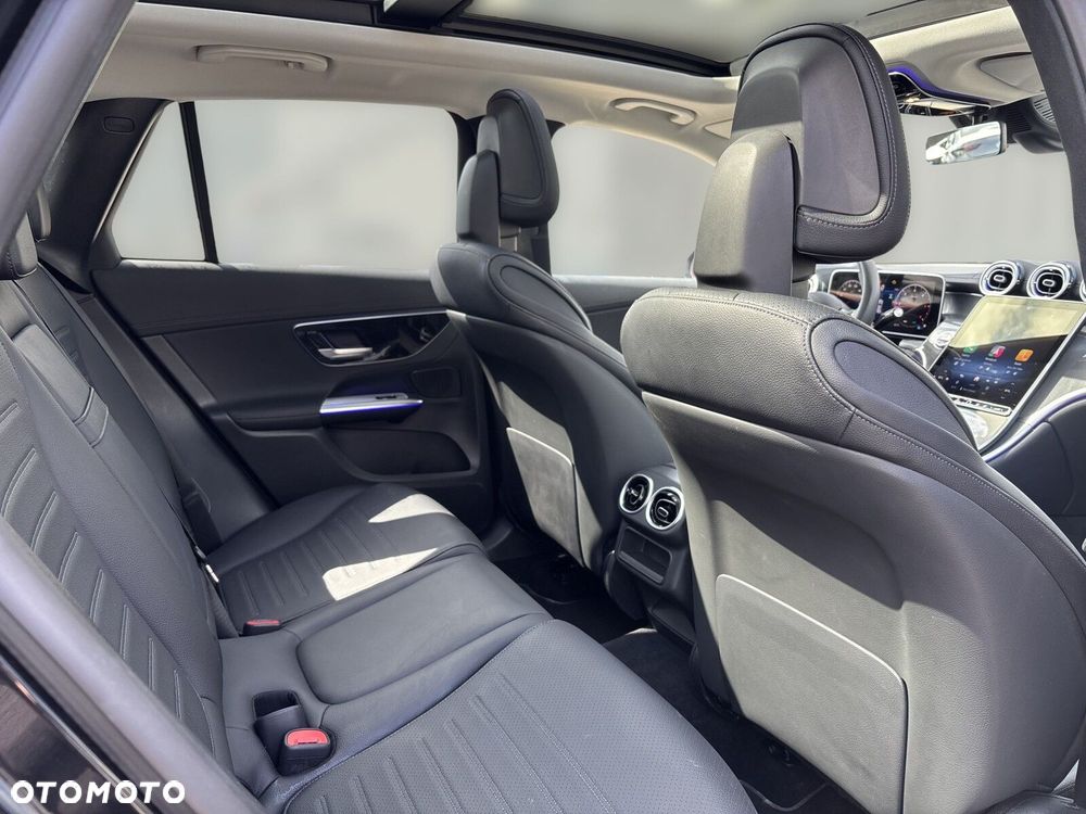 Mercedes-Benz GLC - 21