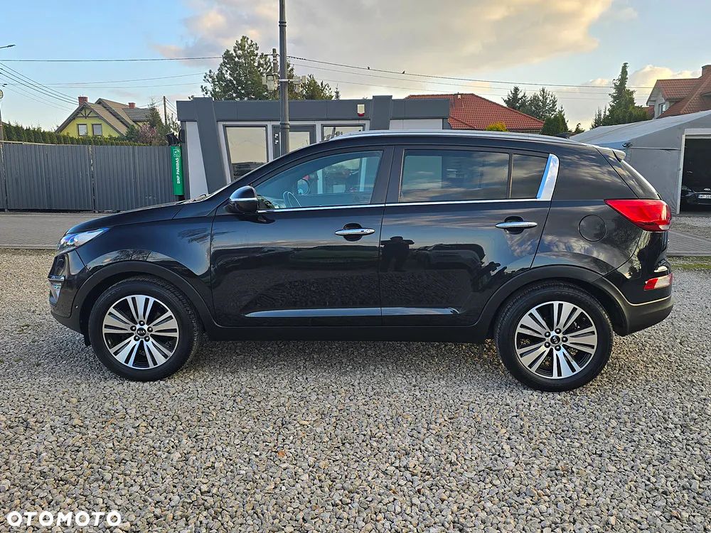 Kia Sportage 1.7 CRDI 2WD ISG Dream-Team Edition - 8