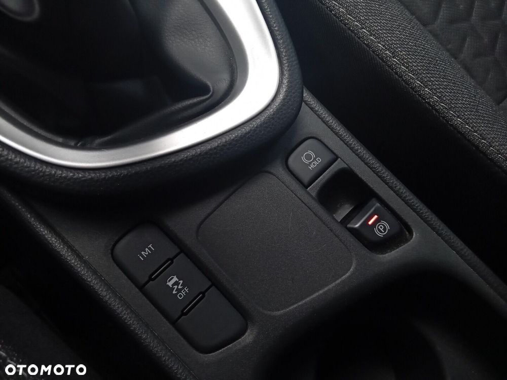 Toyota Yaris Cross - 19