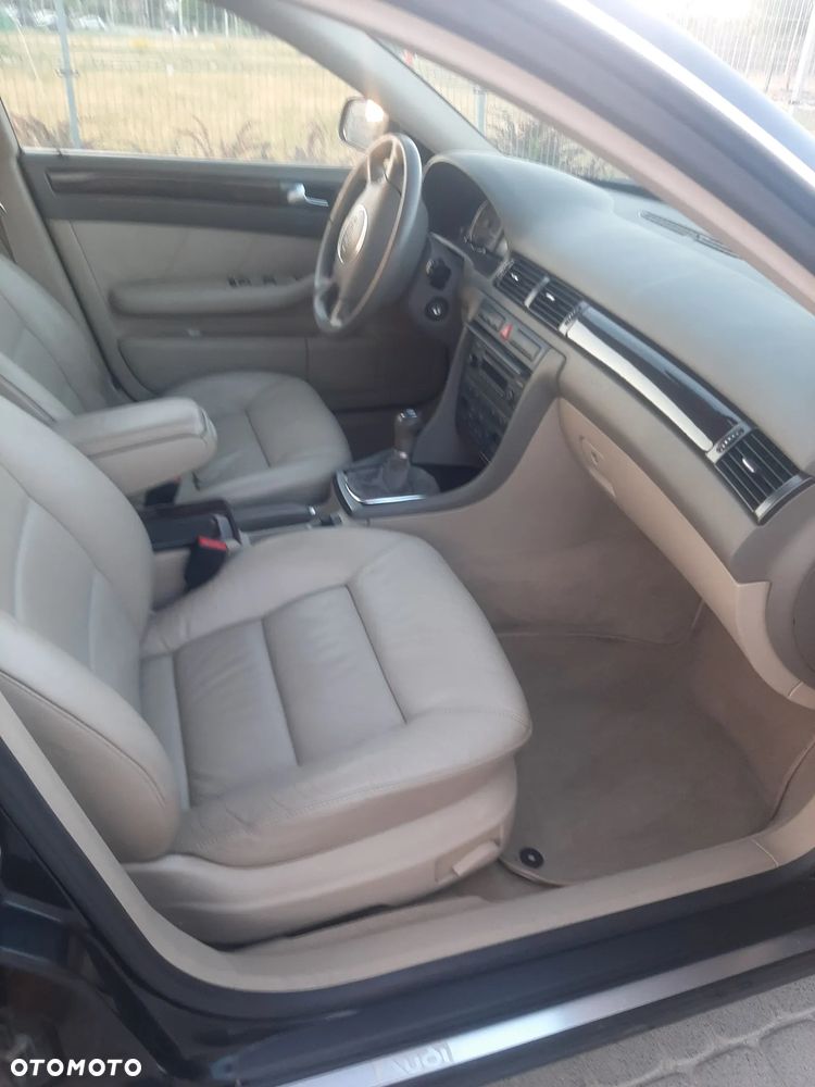 Audi A6 Avant - 10