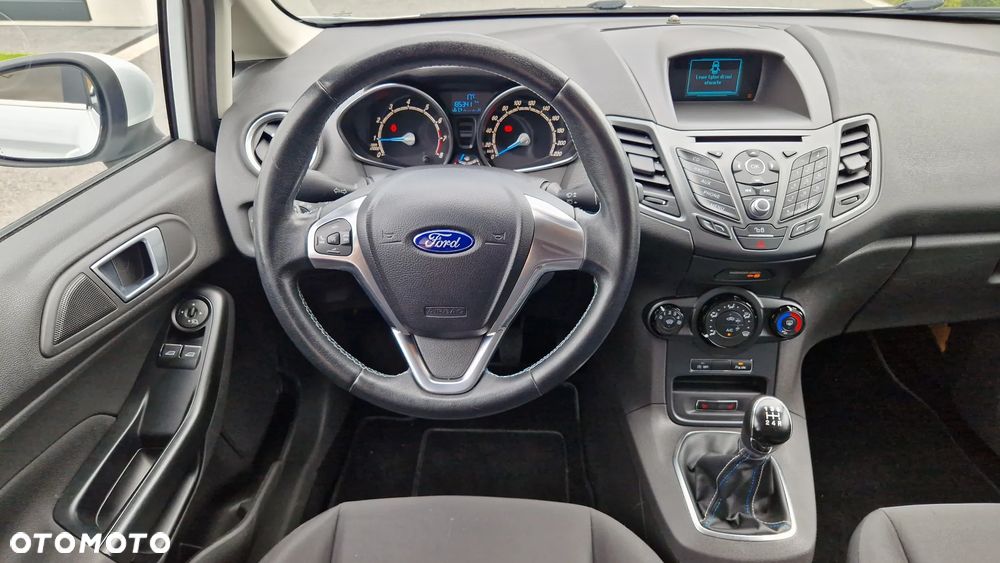 Ford Fiesta 1.0 EcoBoost Titanium - 12
