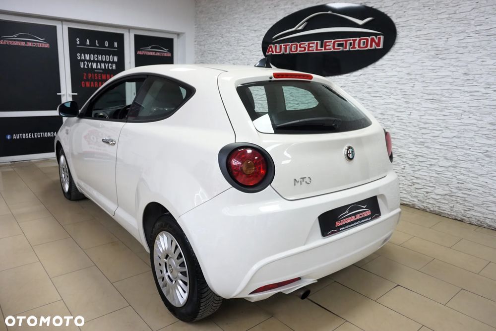 Alfa Romeo Mito 1.4 8V - 10