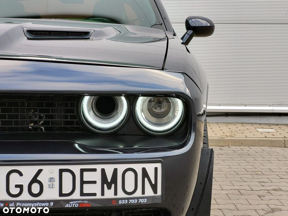 Dodge Challenger - 7