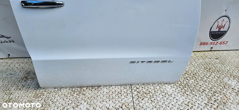 Dodge Durango III LIFT 2017- Kompletne drzwi przód prawy Drzwi Przednie prawe KOLOR PW7 BIAŁY - 7