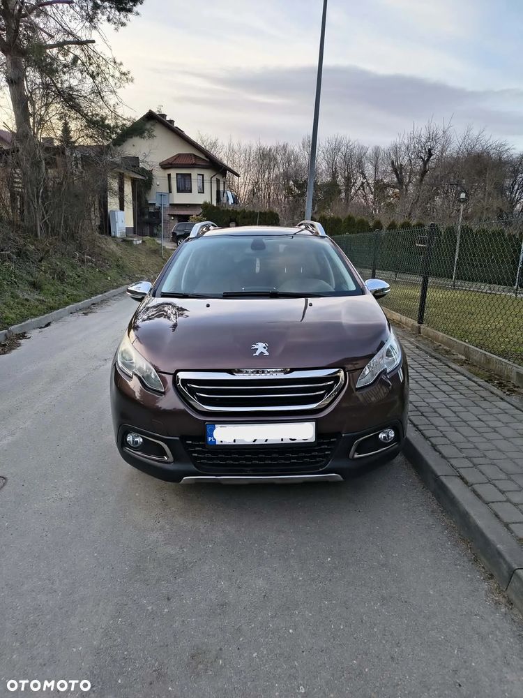 Peugeot 2008 1.6 e-HDi Allure S&S - 5