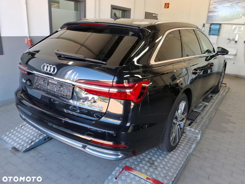 Audi A6 Avant