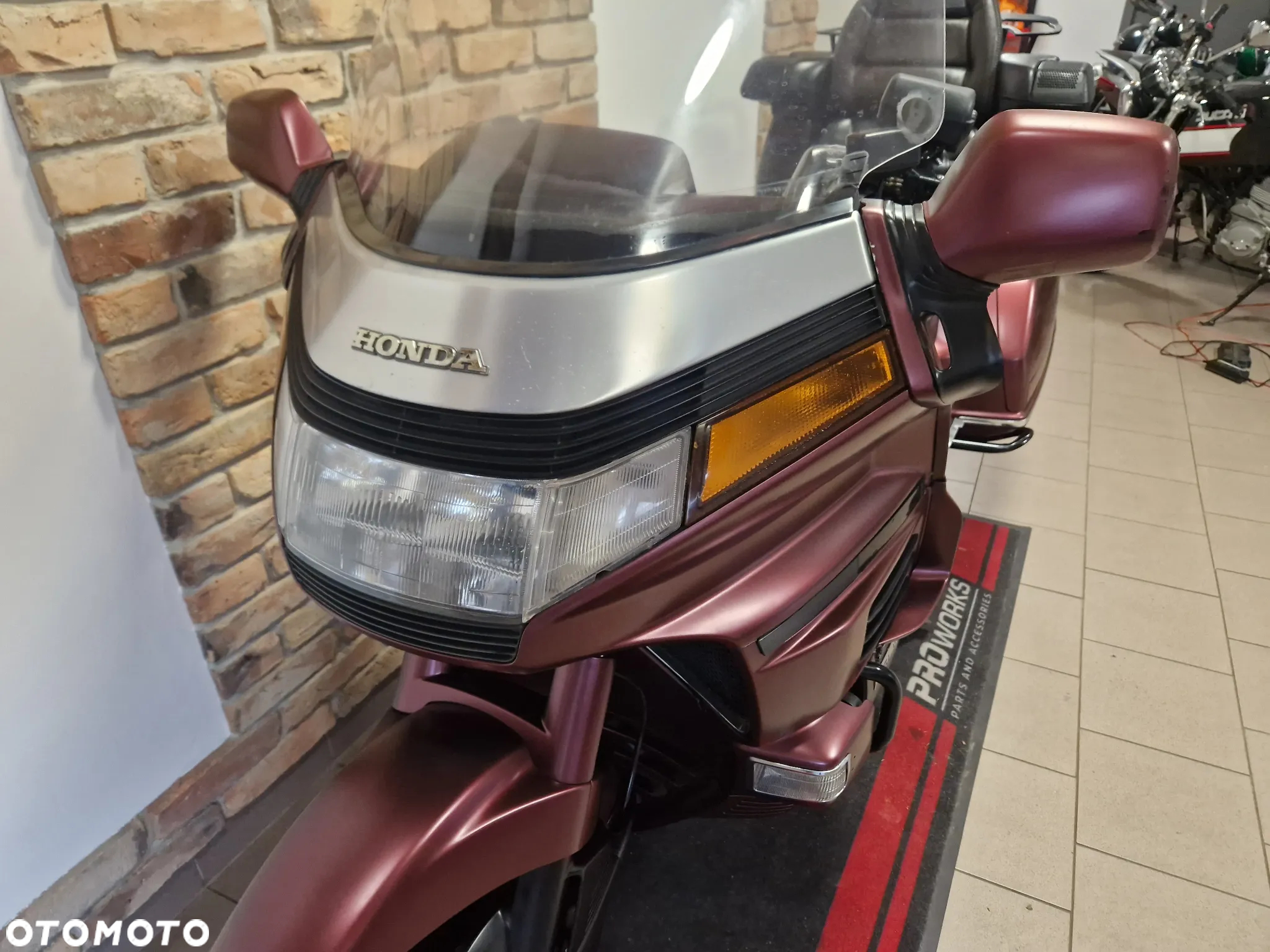 Honda GL - 15