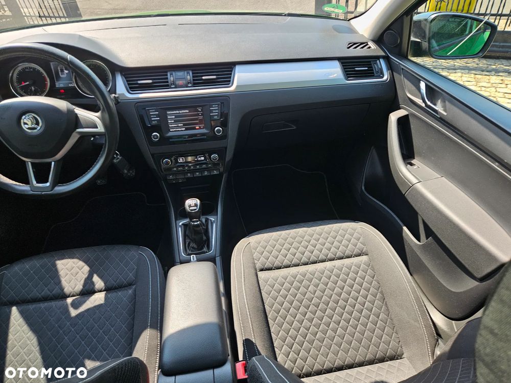 Skoda RAPID 1.2 TSI Edition - 20