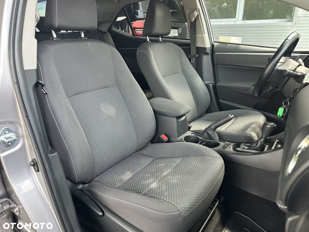 Toyota Corolla 1.6 Premium MS EU6 - 13