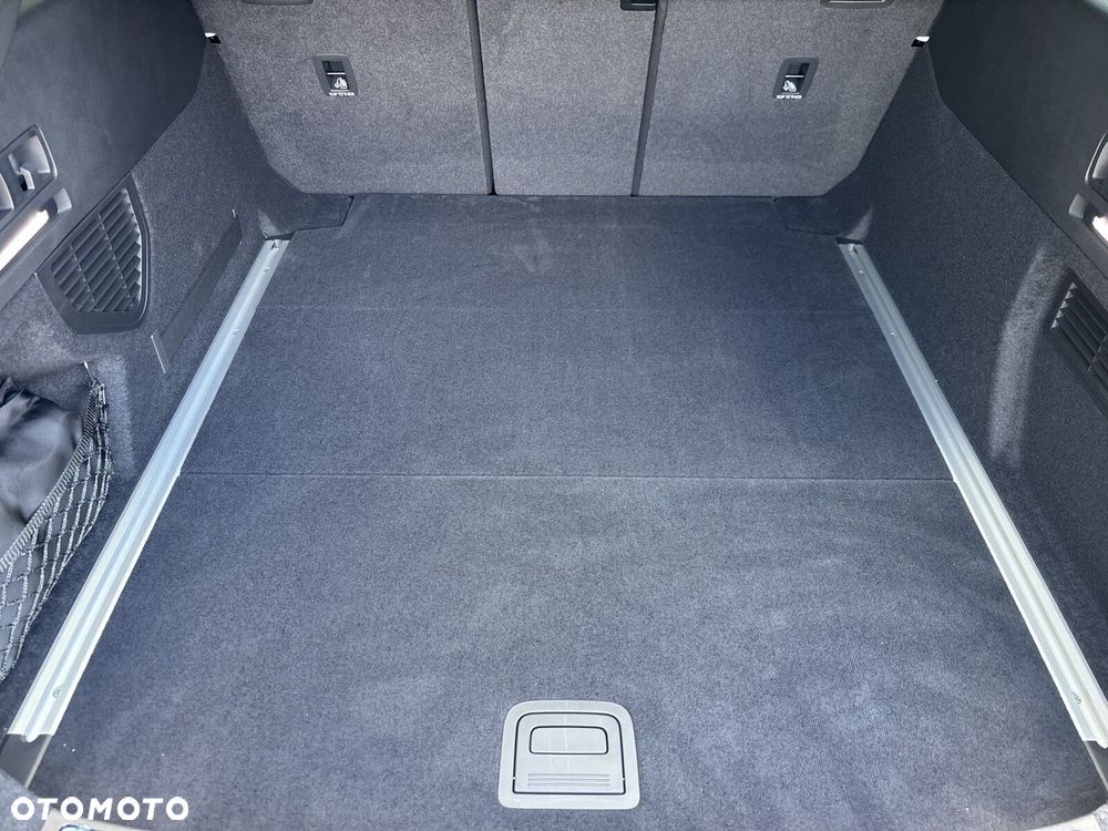 Audi A6 Avant TDI mHEV Quattro S tronic - 16