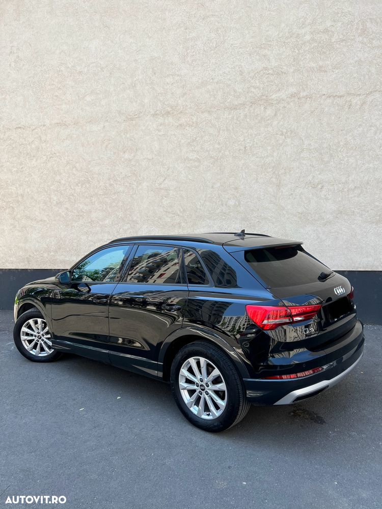 Audi Q3 2.0 35 TDI S tronic Advanced - 3