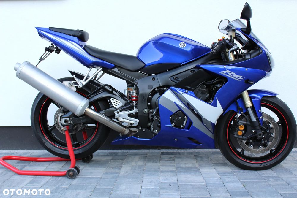 Yamaha R6 - 3