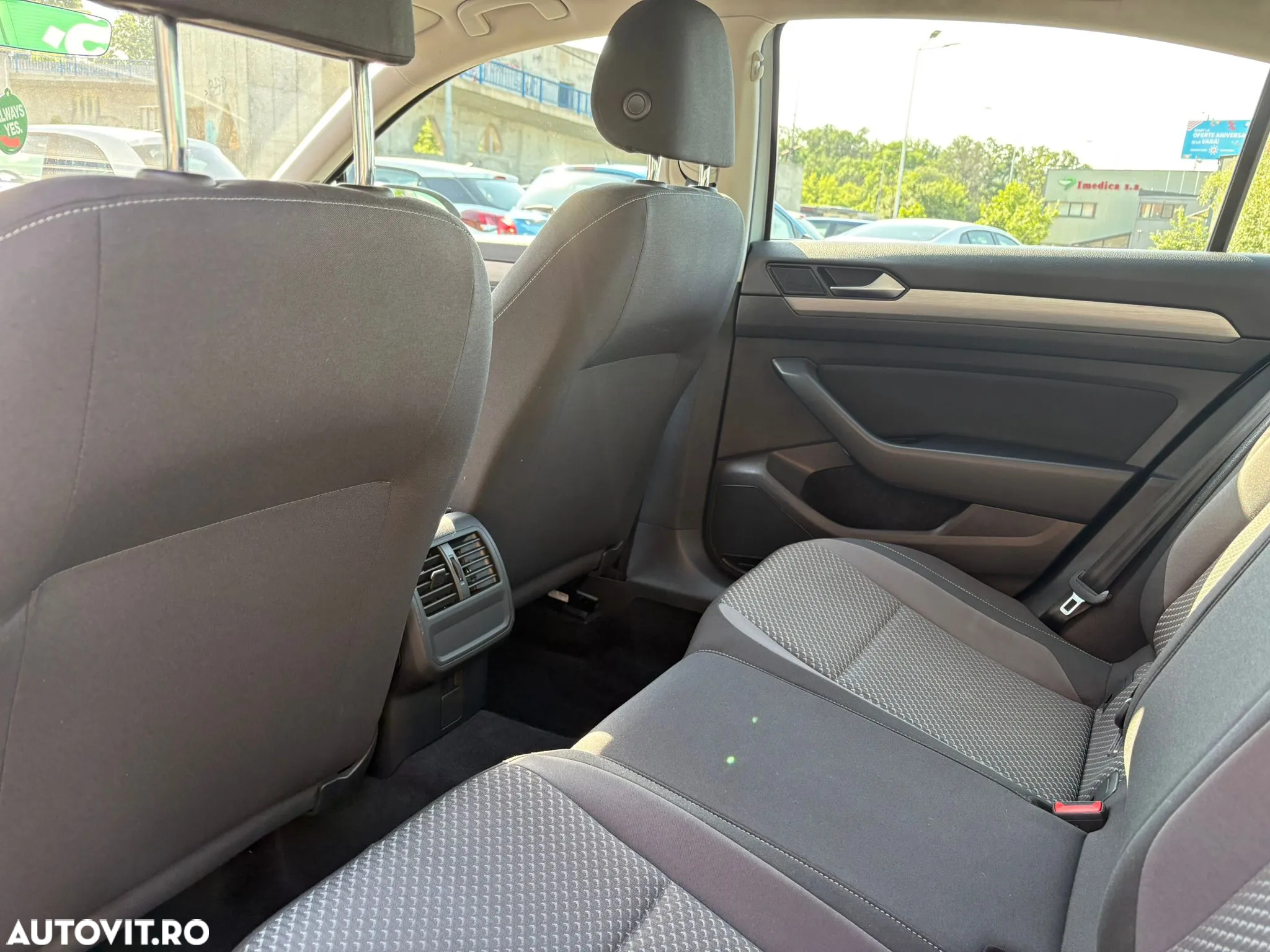 Volkswagen Passat 1.5 TSI ACT Trendline - 5