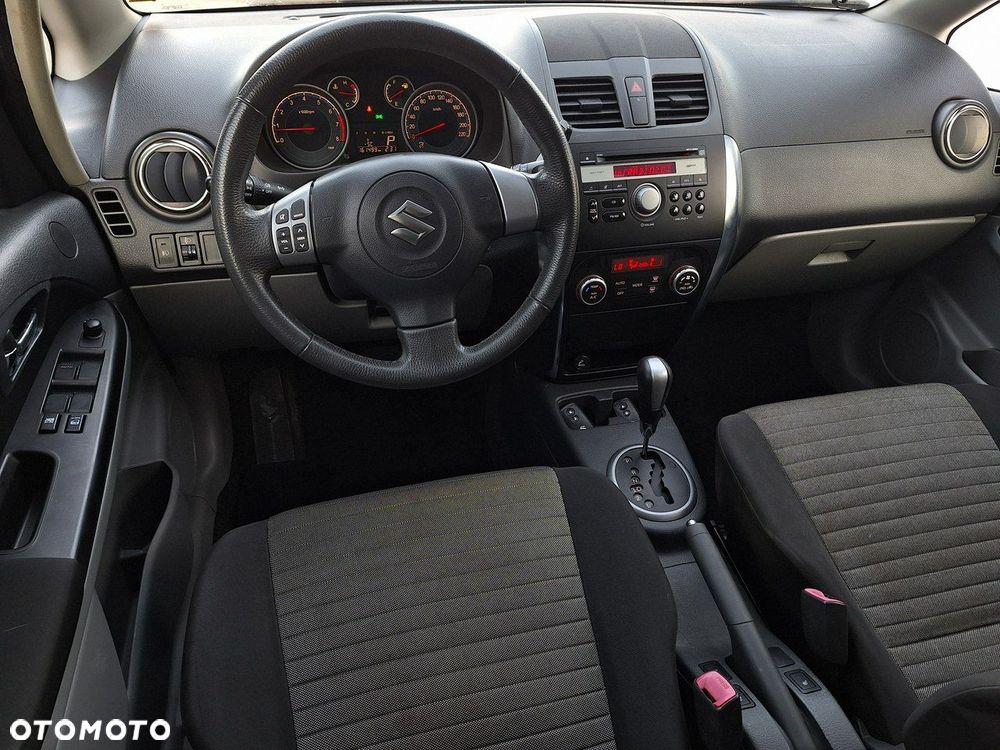 Suzuki SX4 - 5