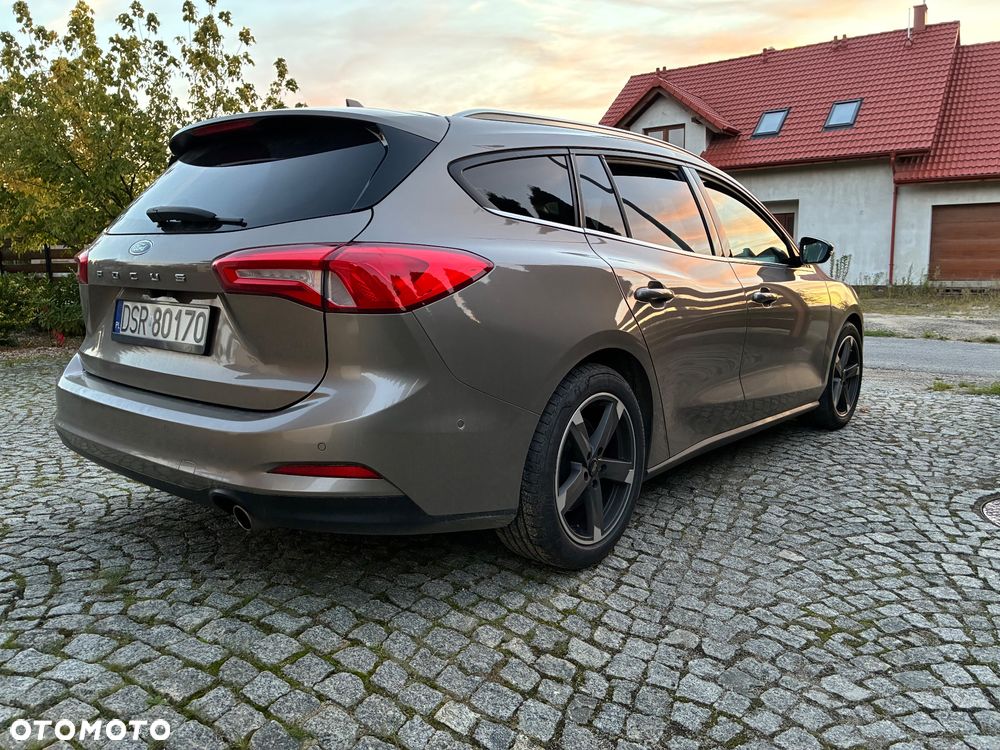 Ford Focus 2019 photo 3