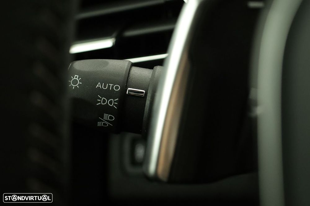 Peugeot 5008 1.2 PureTech Allure Pack EAT8 - 17