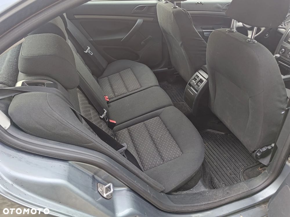 Skoda Octavia 1.6 Tour Classic - 10