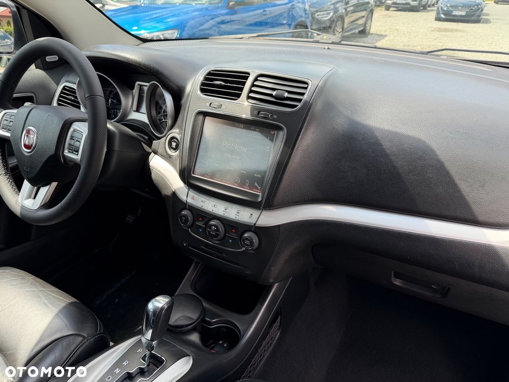 Fiat Freemont 2.0 Multijet 16V DPF Automatik Allrad Lounge - 39