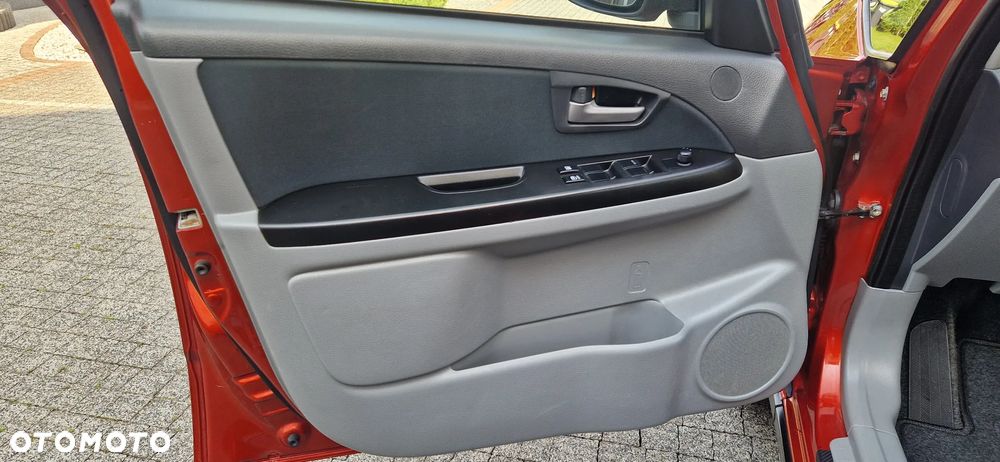 Suzuki SX4 1.6 VVT 4x2 Comfort Dance - 13