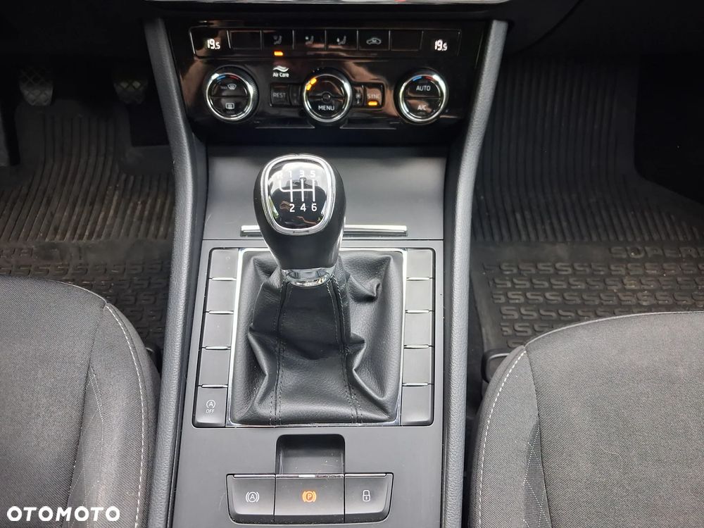 Skoda Superb 2.0 TDI SCR Active - 7