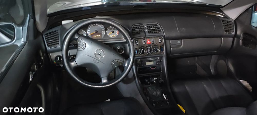 Mercedes-Benz CLK 200 Kompressor - 4