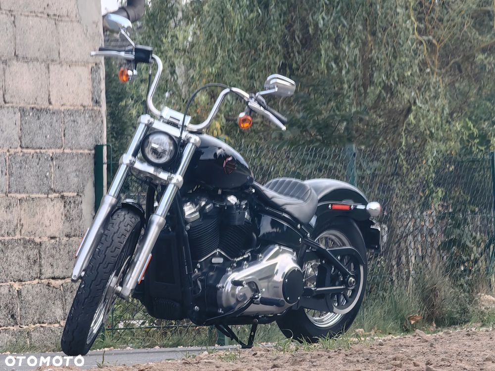 Harley-Davidson Softail - 1