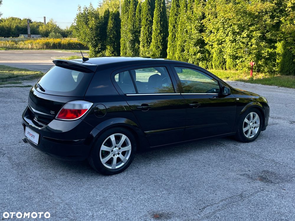 Opel Astra 2.0 Turbo Sport - 31